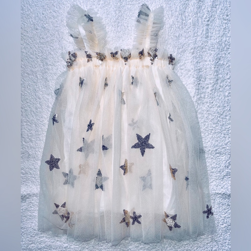 NWOT- Star Tulle Dress- (9-12 months)